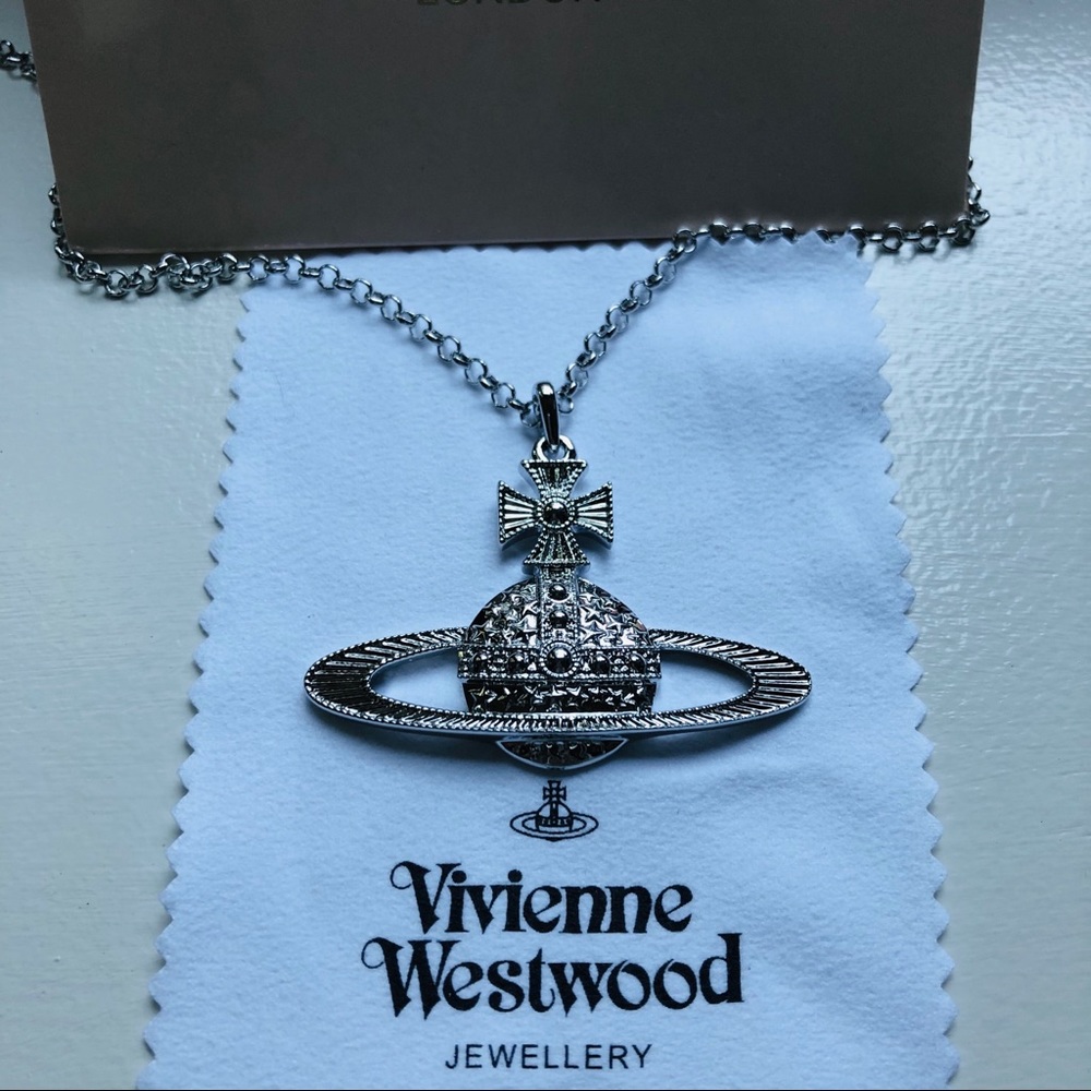 X-large Vivienne Westwood orbit pendant necklace